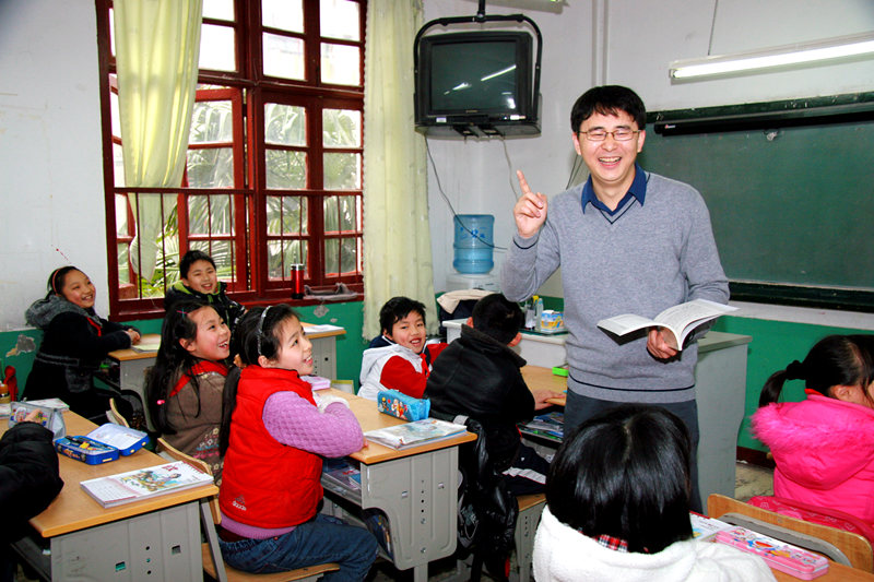 2010年4月《上海教育》杂志社专访摄影.JPG