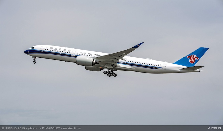 A350-900-China-Southern-Airlines-take-off.jpg