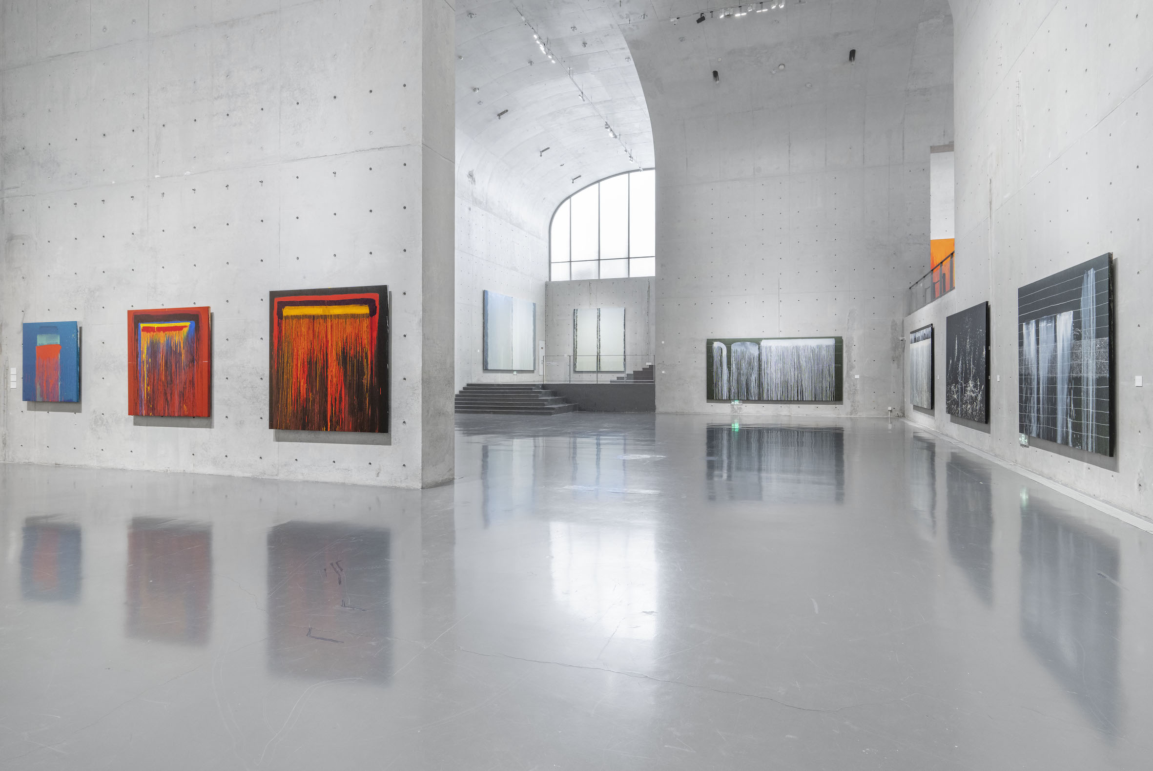 14、“帕特·斯蒂尔”展厅现场，龙美术馆（西岸馆），2021，摄影：韩小易 “Pat Steir”installation views, Long Museum West Bund, 2021, Photo：Han Xiaoyi.jpg