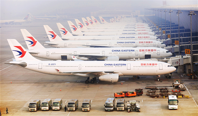 東方航空宣佈引進兩家戰略投資者,吉祥航空擬入股