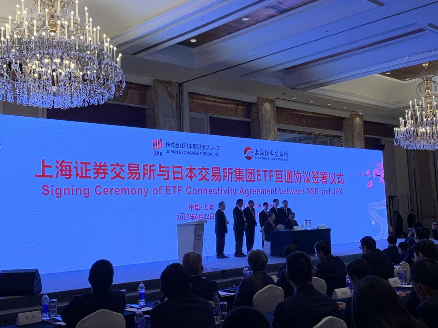 960744016.jpg 960744016.jpg