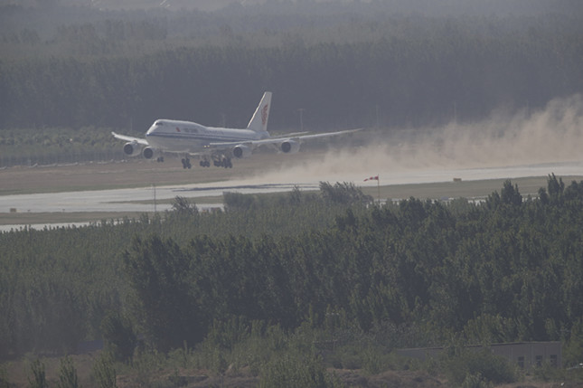 国航747-8型远程宽体客机执行此次试飞任务。万全摄_副本.jpg