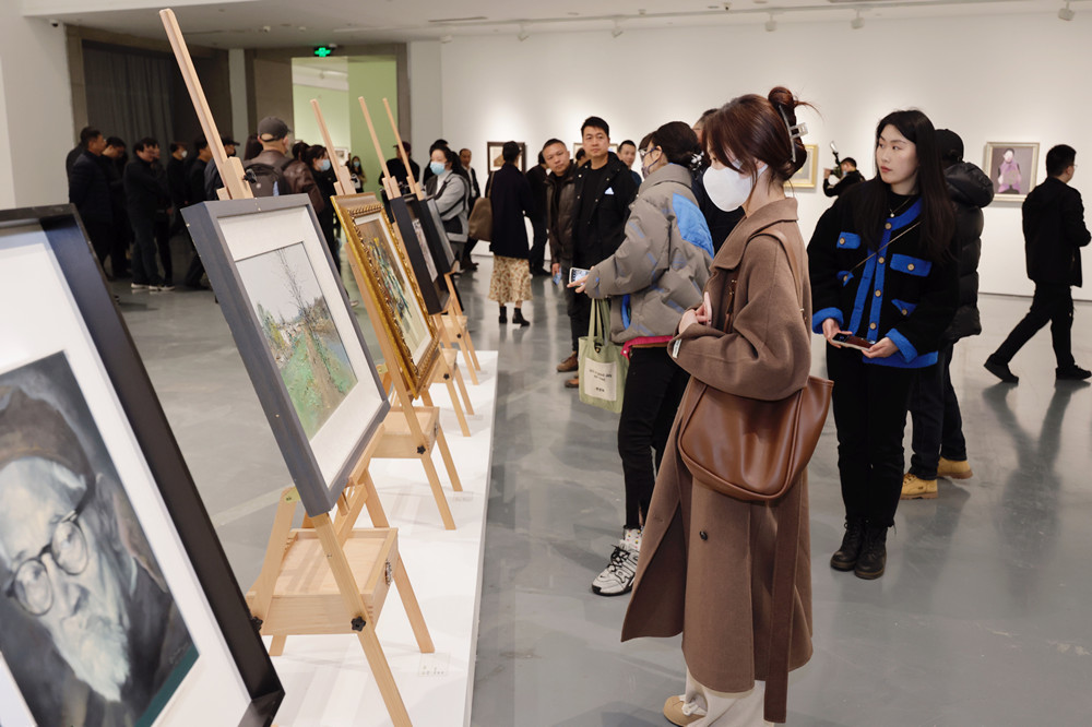 观展1_副本.jpg