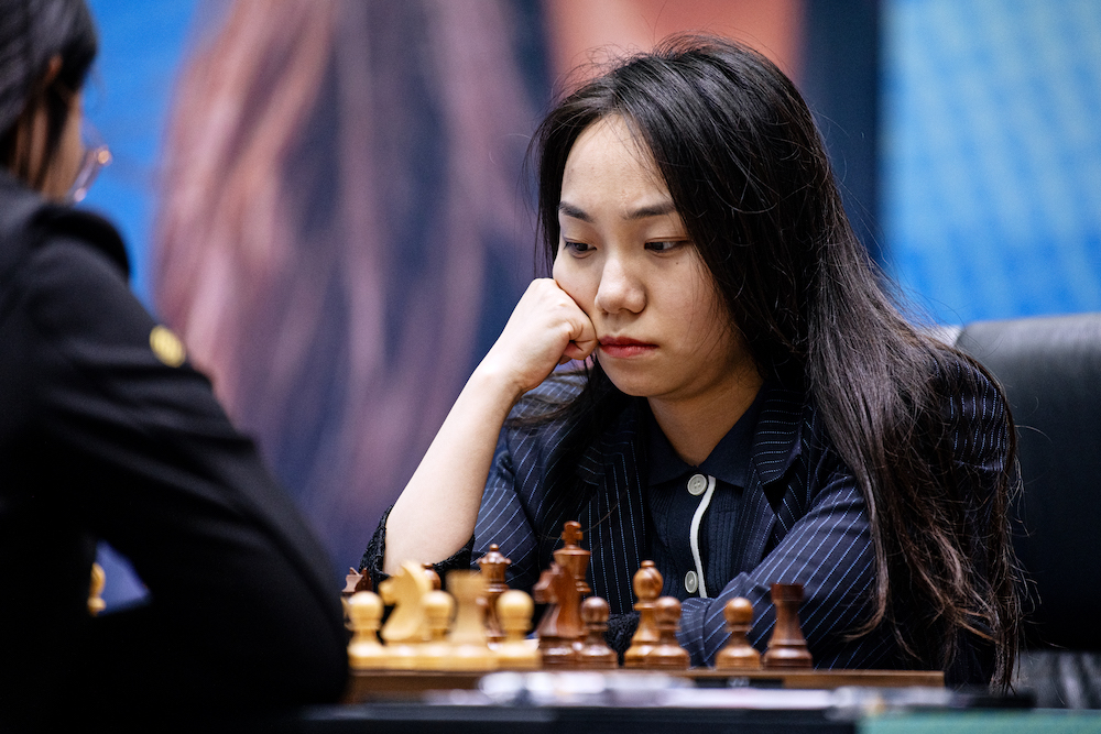 060723_Stev_Bonhage_FIDE_Female_World_Championship_Shanghai_Game2_Lei_Tingjie_DSC_9455.jpg